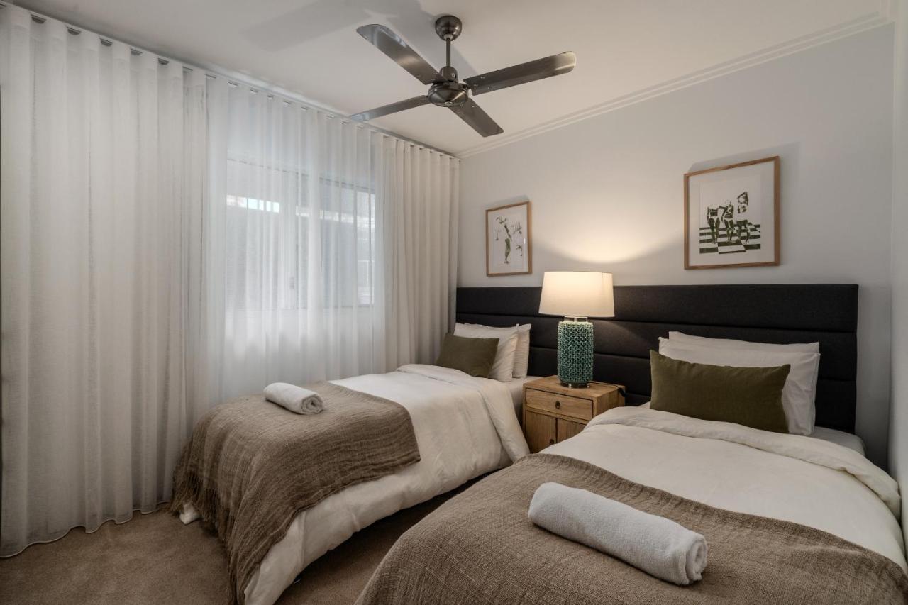 Rolling Surf Resort Калаундра Экстерьер фото