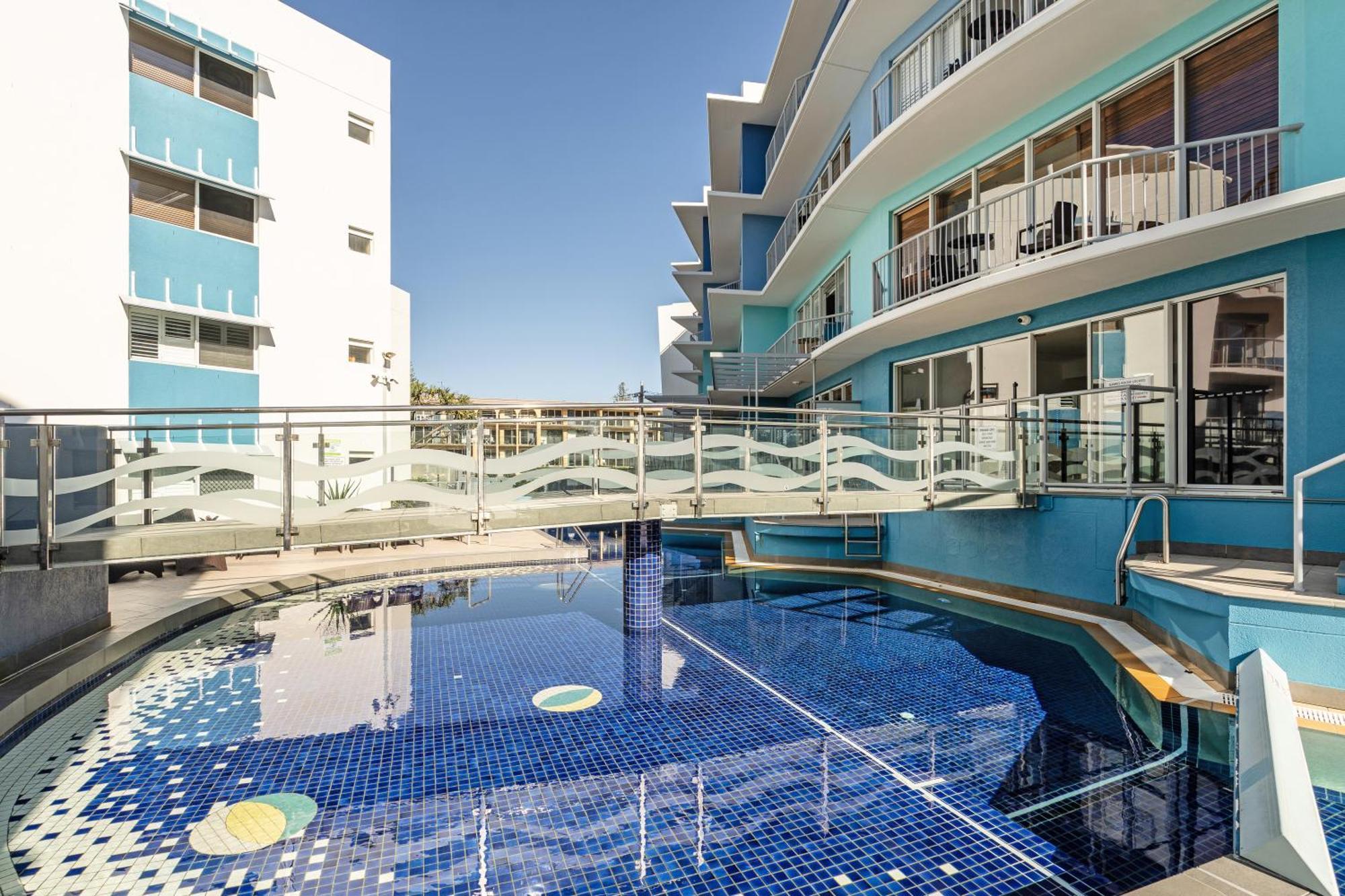 Rolling Surf Resort Калаундра Экстерьер фото